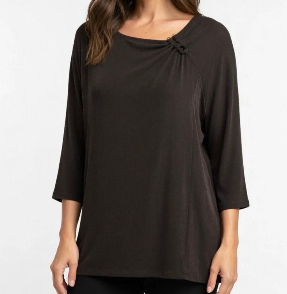 Chicos Travelers 2 L 12/14 Chocolate Brown Gold Ruched Neck Detail Top Slinky